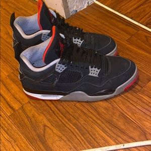 Retro 4 bred